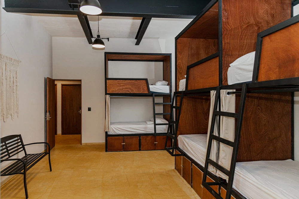 6 Bed Female Room